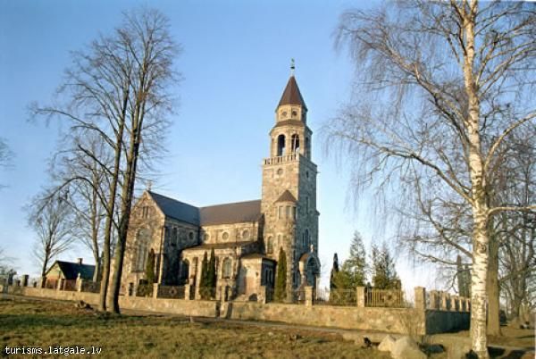 Visku-katolu-baznica Višķu katoļu baznīca