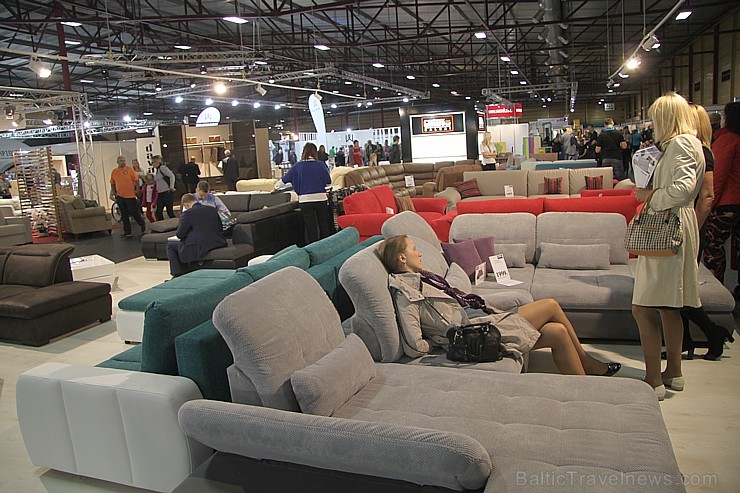 Ķīpsalas izstādes «Baltic Furniture 2015» un «Design Isle 2015» piesaista publiku. Vairāk informācijas - www.Bt1.lv