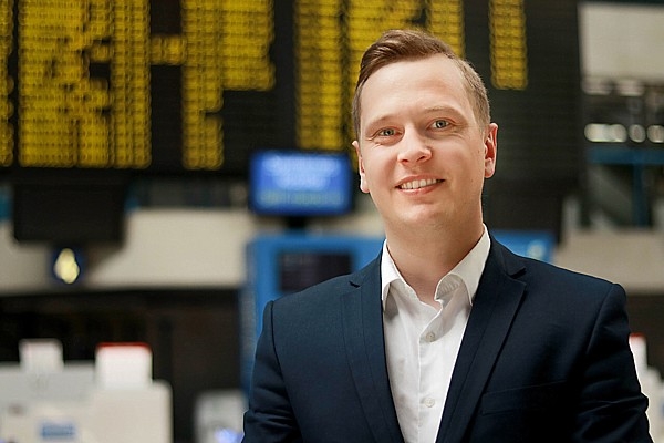 www.skycop.com Trīs unikāli un vēl neatklāti