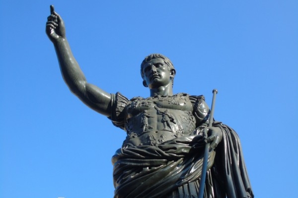 15. marts vēsturē: Tiek nodurts Jūlijs Cēzars