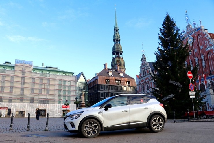 Travelnews.lv ar jauno «Renault Captur intens e-tech 160 plug-in hybrid» apceļo Latviju 294956