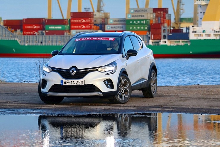 Travelnews.lv ar jauno «Renault Captur intens e-tech 160 plug-in hybrid» apceļo Latviju 294959