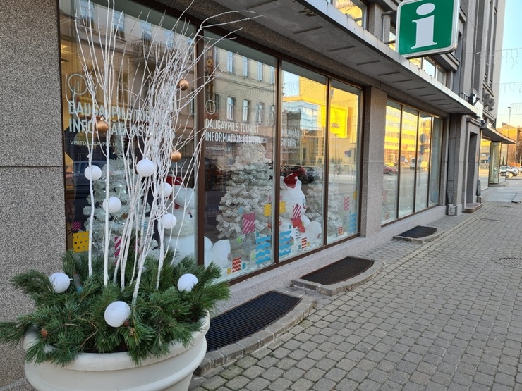Daugavpils  Tūrisma informācijas centrs pārtop pasaku valstībā. Foto: Daugavpils TIC 295554