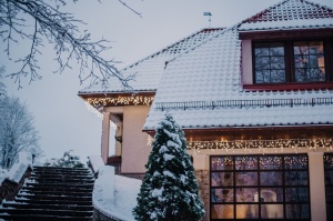 Vidzemes pilsēta Valmiera pošas Ziemassvētkiem. Foto: Valmieras pilsētas pašvaldība un Vija Zvejniece 15