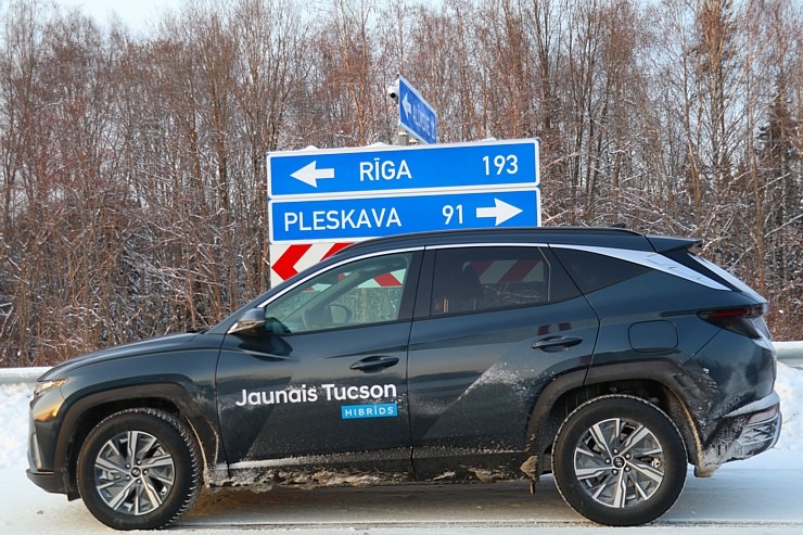 Travelnews.lv ar jauno «Hyundai Tucson» apceļo Api, Raganu klintis un Latvijas robežpunktu ar Igauniju 296747