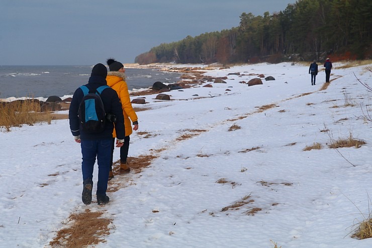 Travelnews.lv dodas 25 km pārgājiena maršrutā Veczemju klintis - Tūja 297089