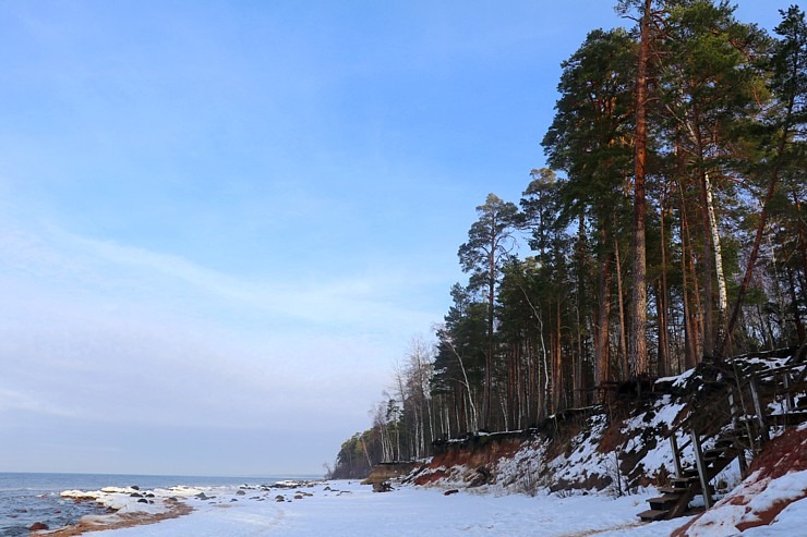 Travelnews.lv dodas 25 km pārgājiena maršrutā Veczemju klintis - Tūja 297093