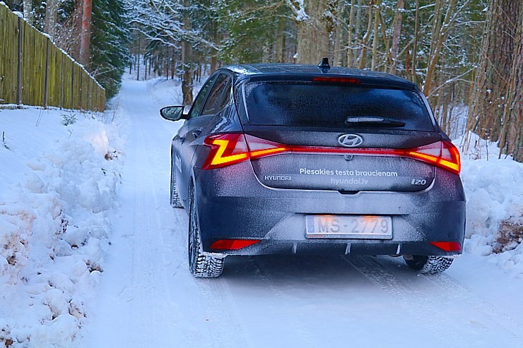 Travelnews.lv apceļo Kurzemi un Latgali ar jauno «Hyundai i20 1.0 T-GDI 48V» 297335
