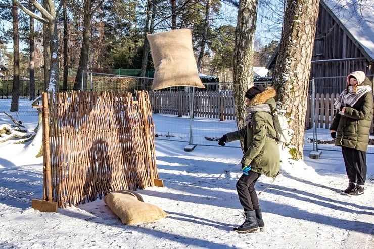 Ventspils Piejūras brīvdabas muzejā aizvadīta Meteņu diena. Foto: Oskars Jūra 297521