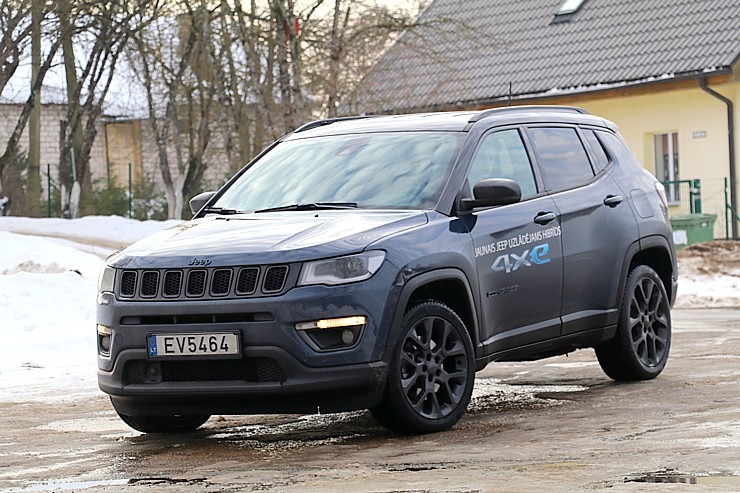 Travelnews.lv apceļo Latviju ar jauno «Jeep Compass 4xe» no oficiālā pārstāvja «Autobrava» 297929