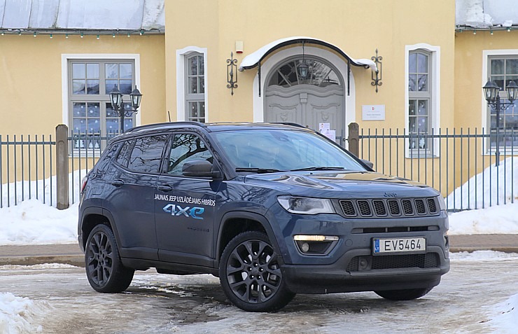 Travelnews.lv apceļo Latviju ar jauno «Jeep Compass 4xe» no oficiālā pārstāvja «Autobrava» 297903