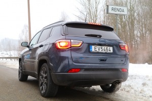 Travelnews.lv apceļo Latviju ar jauno «Jeep Compass 4xe» no oficiālā pārstāvja «Autobrava» 10