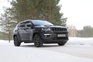 Travelnews.lv apceļo Latviju ar jauno «Jeep Compass 4xe» no oficiālā pārstāvja «Autobrava» 3