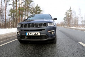 Travelnews.lv apceļo Latviju ar jauno «Jeep Compass 4xe» no oficiālā pārstāvja «Autobrava» 4