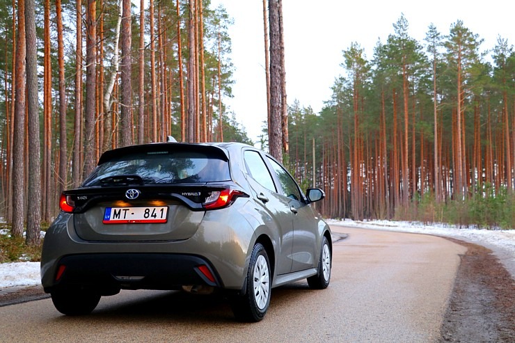 Travelnews.lv sadarbībā ar auto nomu «Sixt Latvija» apceļo Latviju ar jauno «Toyota Yaris Hybrid» 298103