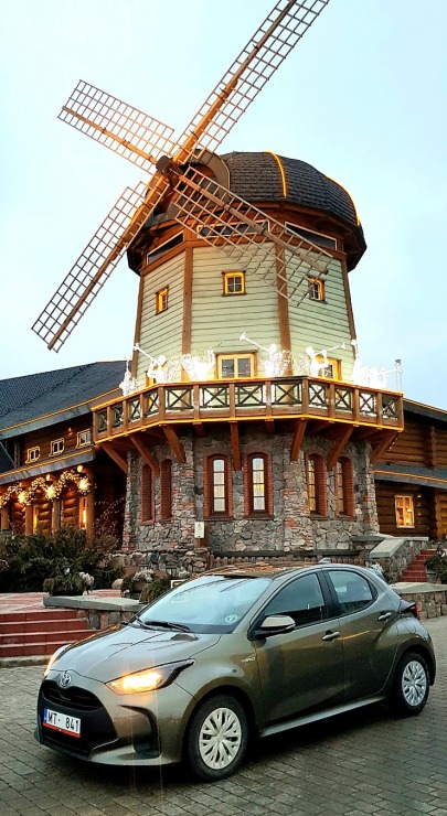 Travelnews.lv sadarbībā ar auto nomu «Sixt Latvija» apceļo Latviju ar jauno «Toyota Yaris Hybrid» 298108