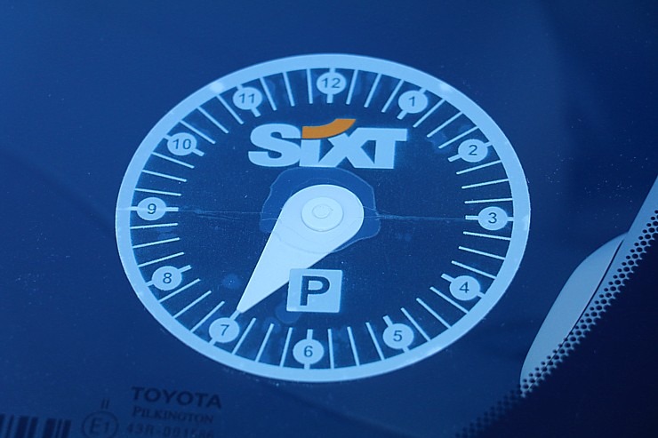 Sadarbībā ar auto nomu «Sixt Latvija» izbaudam ceļojumu ar «Toyota Highlander 2.5 Hybrid AWD Executive» 298780