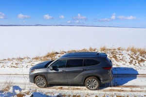 Sadarbībā ar auto nomu «Sixt Latvija» izbaudam ceļojumu ar «Toyota Highlander 2.5 Hybrid AWD Executive» 9