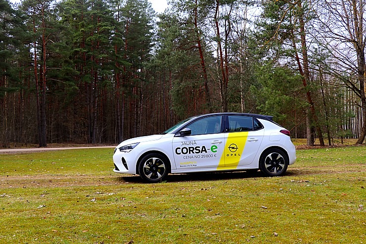 Travelnews.lv ar jauno elektrisko vāģi «Opel Corsa-e» apceļo Vidzemi 299814