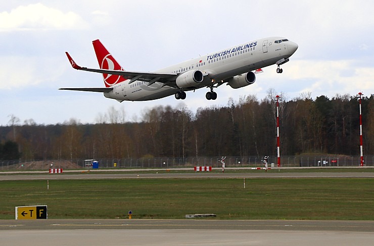 Pēc 539 dienām tūroperators «Tez Tour Latvija» atsāk čarterlidojumus uz Antalju ar «Turkish Airlines» Pēc 539 dienām tūroperators «Tez Tour Latvija» atsāk čarterlidojumus uz Antalju ar «Turkish Airlines» 300301