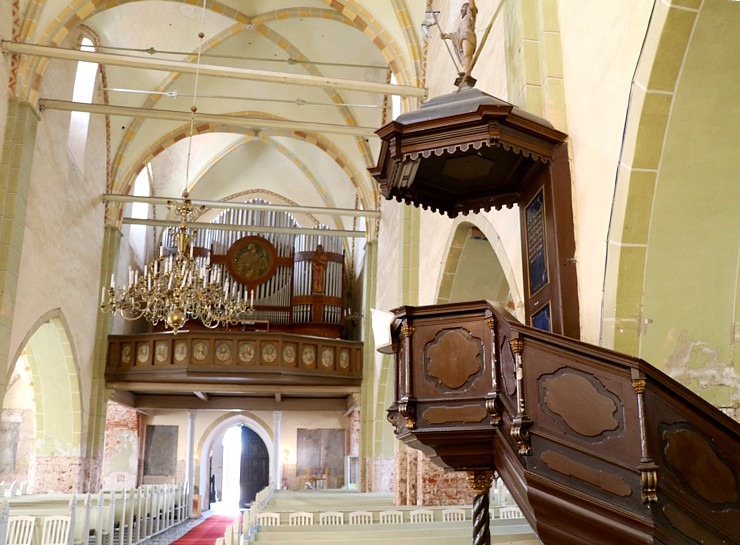 Travelnews.lv apmeklē Cēsu Svētā Jāņa evaņģēliski luterisko baznīcu pēc restaurācijas 2020.gadā 300587