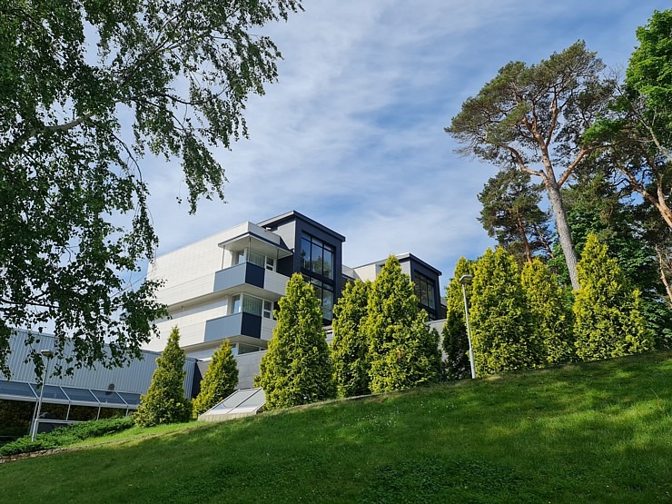 Jūrmalas pludmales viesnīca «Baltic Beach Hotel» piedāvā jūru, smiltis, sauli un servisu 302210