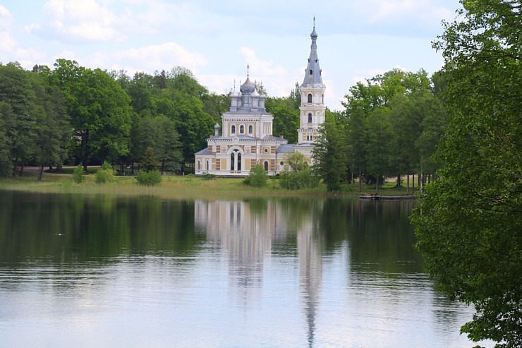 Travelnews.lv Stāmerienas dzelzceļa stacijā sagaida bānīti Gulbene-Alūksne 302381