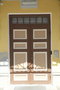 Travelnews.lv apciemo Tallinu un izveido vairāk nekā 50 vecpilsētas durvju kolekciju 40