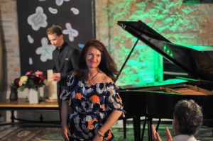 Ar Daumanta Liepiņa solokoncertu tika atklāta Mazās Mežotnes pils koncertsezona 11