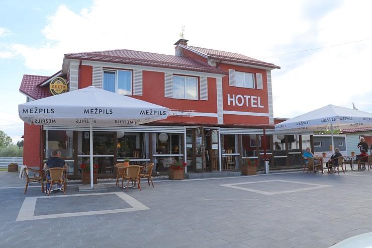Travelnews.lv izbauda Alūksnes viesnīcas «Hotel Jolanta» restorāna svinīgas vakariņas 302945