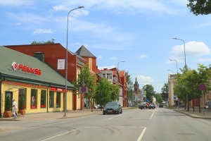 Travelnews.lv sadarbībā ar auto nomu «Avis Latvija» apceļo Valmieru 32