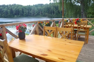 Travelnews.lv izbauda kafejnīcas burvību Baltijas dziļākā ezera krastā - Sauliskolna Dreidzs 1
