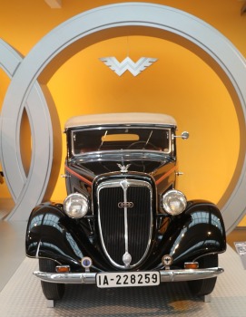 Travelnews.lv apmeklē vietu, kur dzima auto zīmols «AUDI» - «August Horch Museum Zwickau» Cvikavā 22