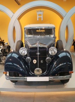 Travelnews.lv apmeklē vietu, kur dzima auto zīmols «AUDI» - «August Horch Museum Zwickau» Cvikavā 23
