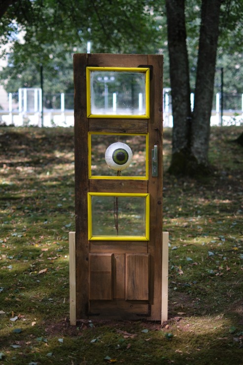 Limbažos atklāta vides mākslas objektu instalācija «Durvis» 305112