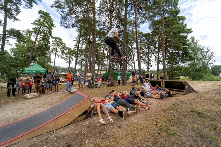 Aizvadīts gadskārtējais «BB Summer Jam» ar vairākām ekstrēmo sporta veidu sacensībām un labu mūziku 305128