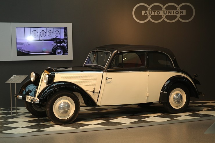 «Audi» zīmola faniem noteikti jāapmeklē muzejs «August Horch Museum Zwickau» Cvikavā 305254