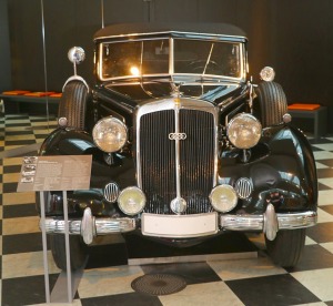 «Audi» zīmola faniem noteikti jāapmeklē muzejs «August Horch Museum Zwickau» Cvikavā 10