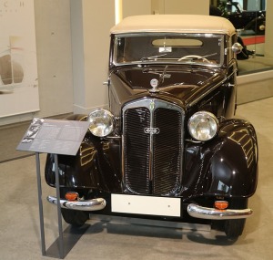 «Audi» zīmola faniem noteikti jāapmeklē muzejs «August Horch Museum Zwickau» Cvikavā 44