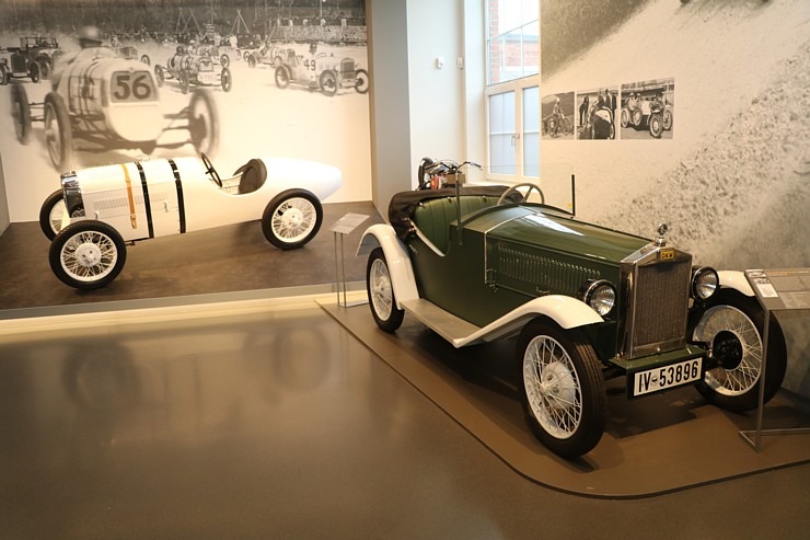 «August Horch Museum Zwickau»: zīmola «Audi» spēkrati piedalās Otrajā pasaules karā un sporta trasēs 305377
