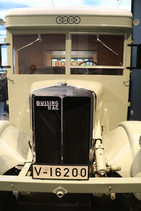 «August Horch Museum Zwickau»: zīmola «Audi» spēkrati piedalās Otrajā pasaules karā un sporta trasēs 305388