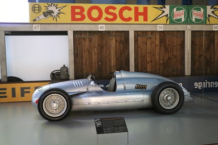 «August Horch Museum Zwickau»: zīmola «Audi» spēkrati piedalās Otrajā pasaules karā un sporta trasēs 305389