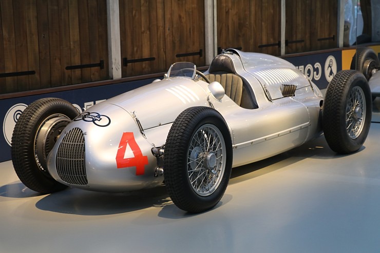 «August Horch Museum Zwickau»: zīmola «Audi» spēkrati piedalās Otrajā pasaules karā un sporta trasēs 305390