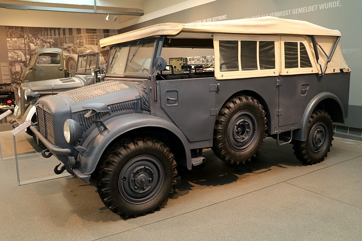 «August Horch Museum Zwickau»: zīmola «Audi» spēkrati piedalās Otrajā pasaules karā un sporta trasēs 305364