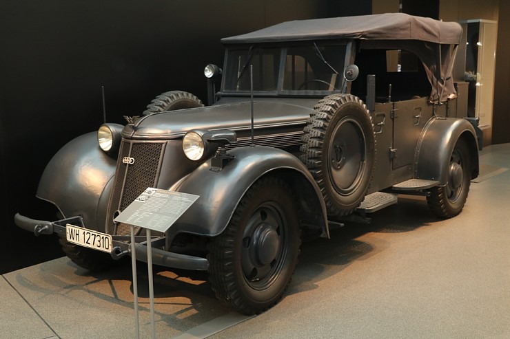 «August Horch Museum Zwickau»: zīmola «Audi» spēkrati piedalās Otrajā pasaules karā un sporta trasēs 305366