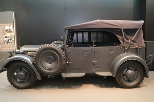 «August Horch Museum Zwickau»: zīmola «Audi» spēkrati piedalās Otrajā pasaules karā un sporta trasēs 1