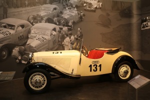 «August Horch Museum Zwickau»: zīmola «Audi» spēkrati piedalās Otrajā pasaules karā un sporta trasēs 19