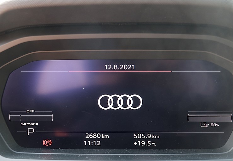 Latvijā tiek prezentēts «Audi» tautas klases jaunais spēkrats «Audi Q4 e-tron» 305617
