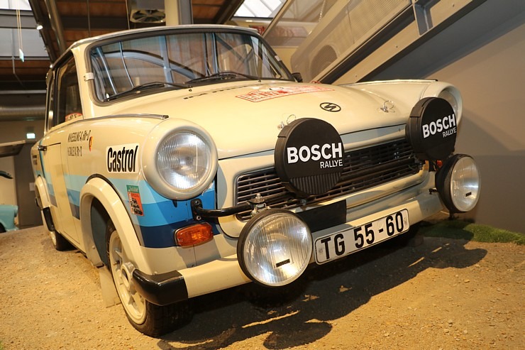 Saksijas pilsētā Cvikavā dzima «Audi», bet DDR laikā turpat tika ražots «Trabant» 305932