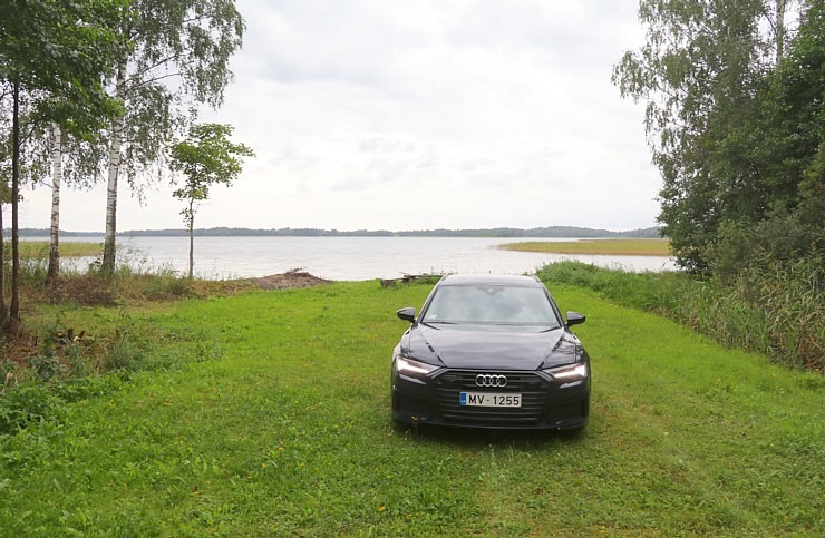 Travelnews.lv apceļo Jūrmalu un Latgali ar jauno «Audi A6 Avant TFSI e» 305961